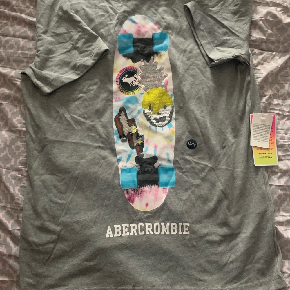 Abercrombie t shirt